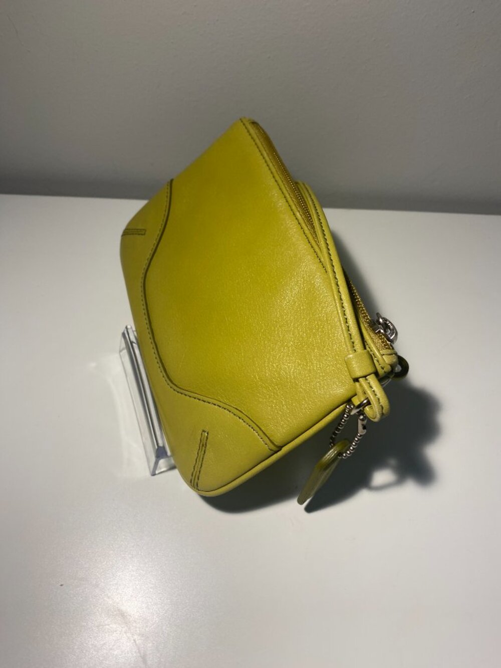 Preowned Coach Small Leather Wristlet - Picture 5 of 7